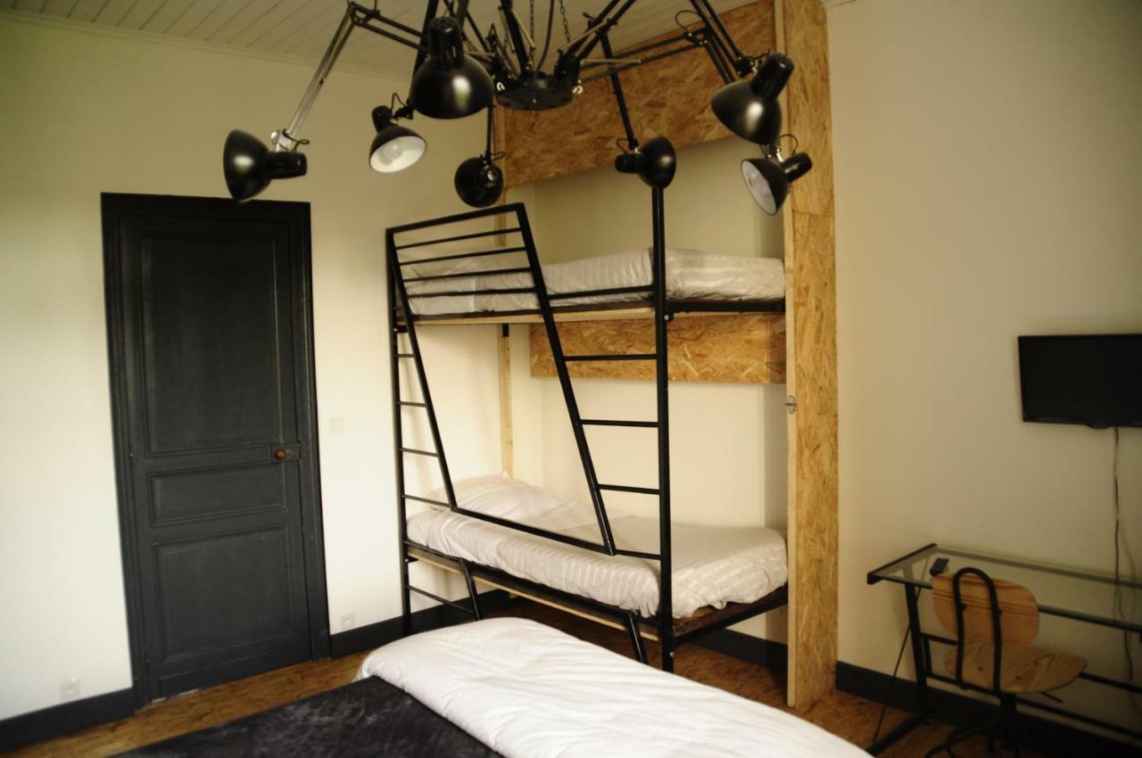 Loustalneou Bed and Breakfast Saint-Pierre-de-Clairac Exteriör bild