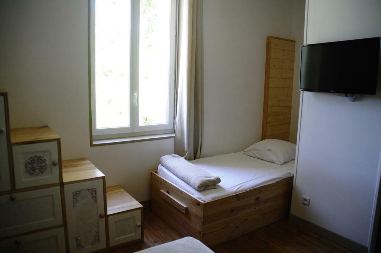 Loustalneou Bed and Breakfast Saint-Pierre-de-Clairac Exteriör bild